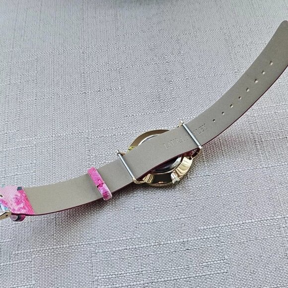 Laura Ashley Women Wristwatch Gold Slidethrough Interchangeable Strap Watch $395 - Picture 9 of 13